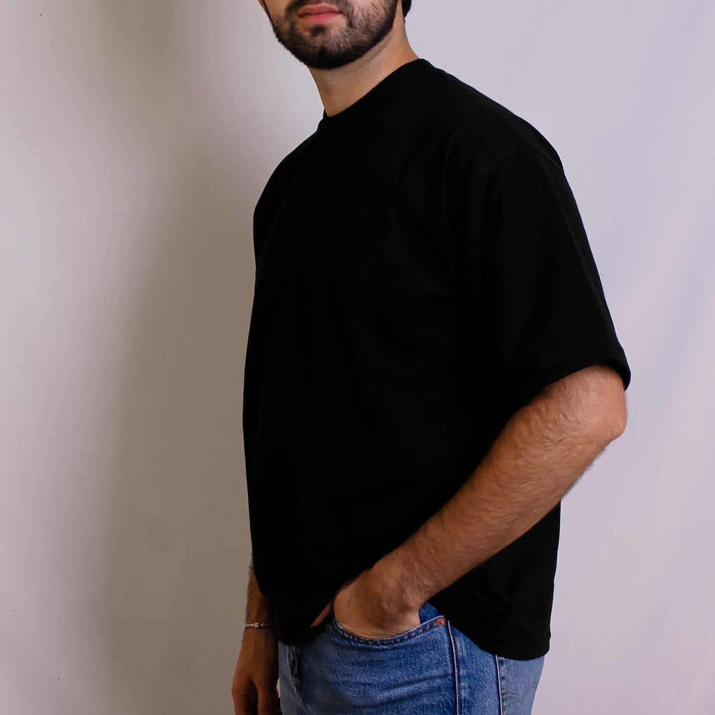 Playera Semioversize Negro Unisex 240GSM | 100% Algodón Premium