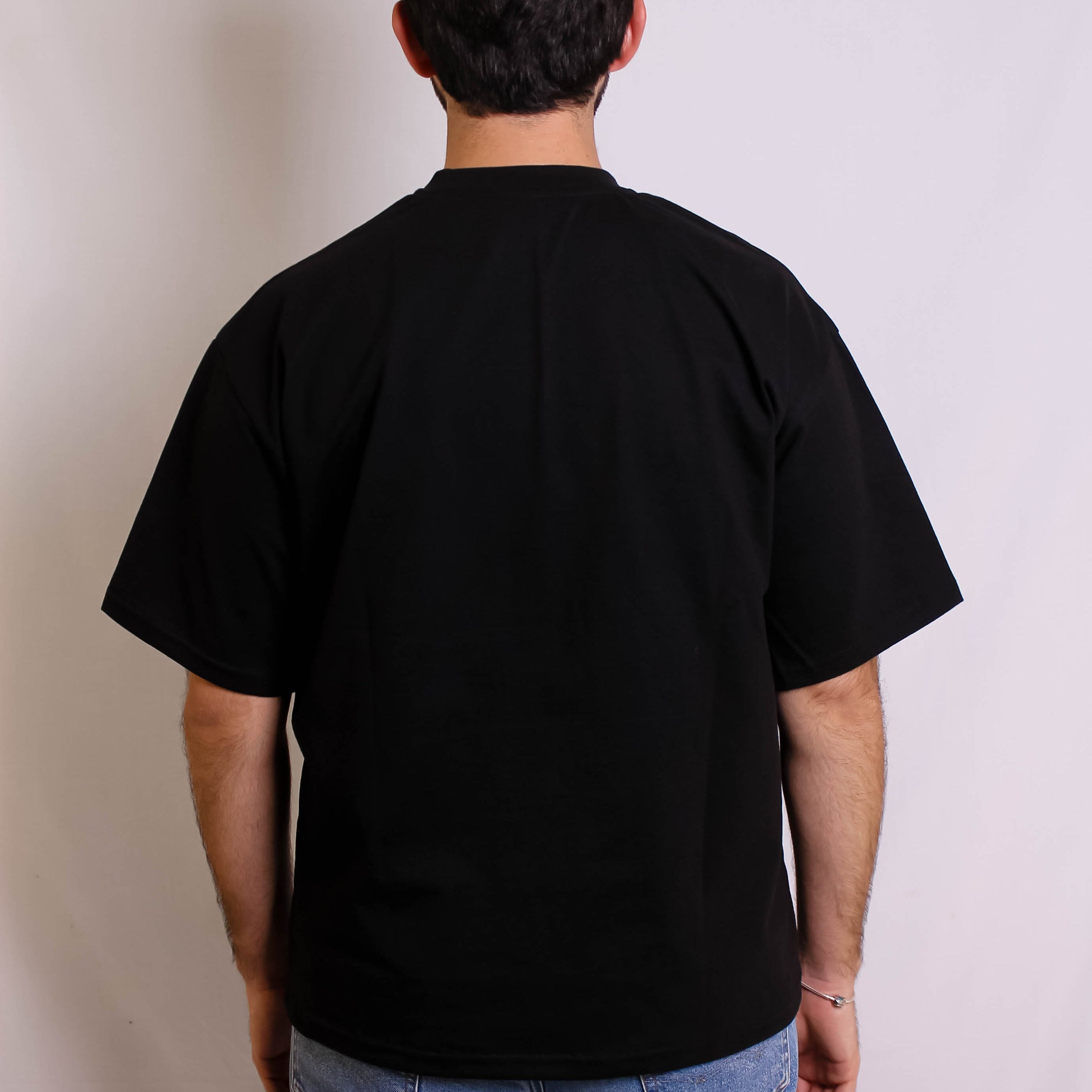 Playera Semioversize Negro Unisex 240GSM | 100% Algodón Premium