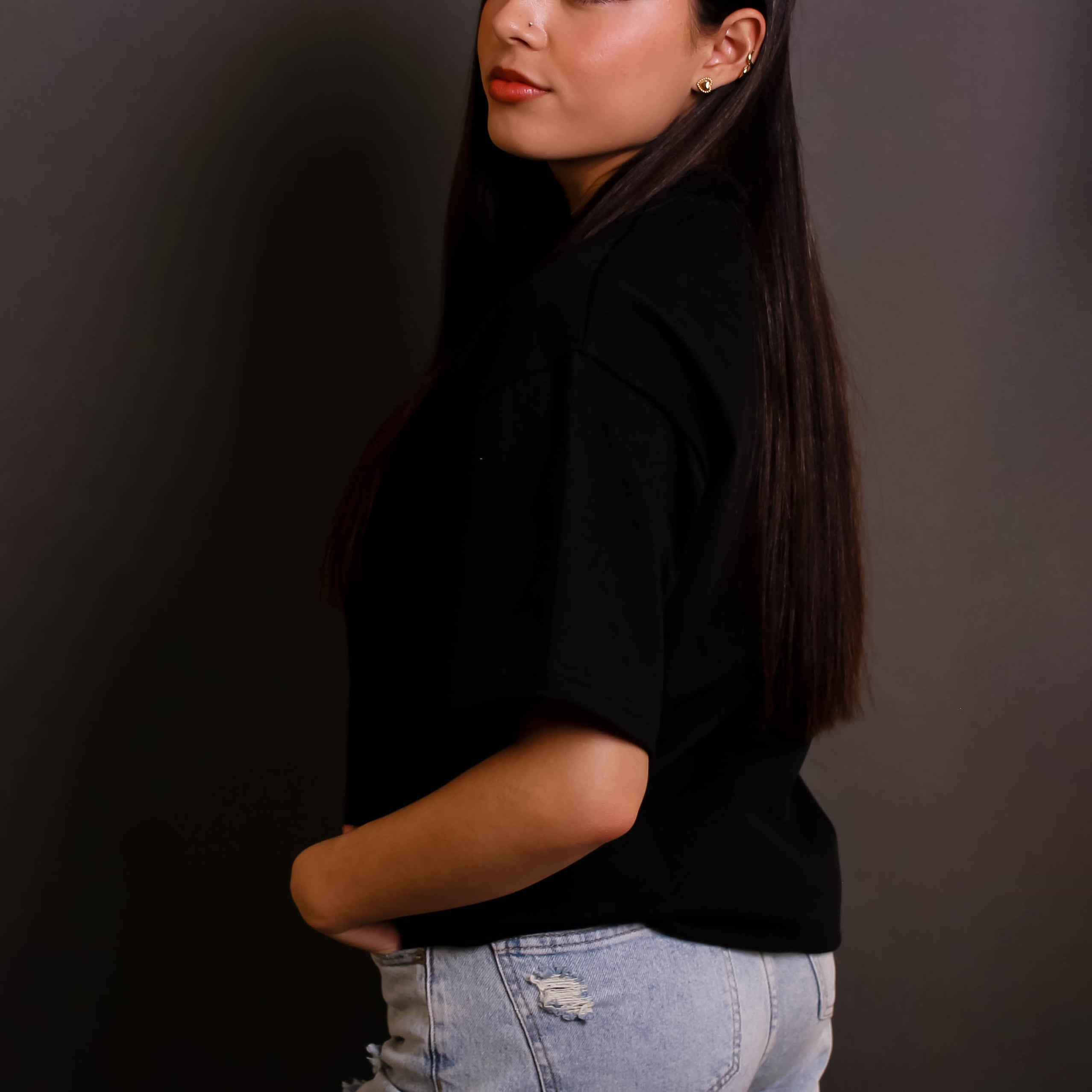 Playera Semioversize Negro Unisex 240GSM | 100% Algodón Premium