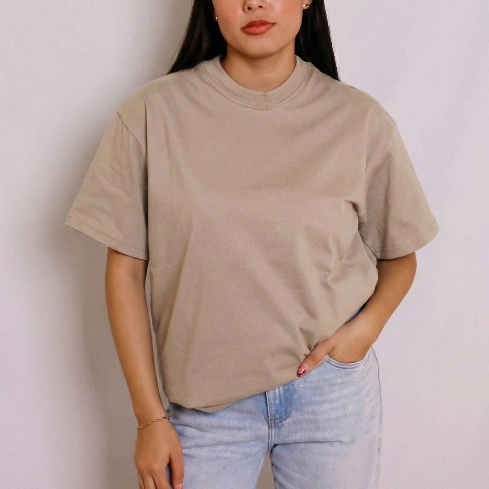 Playera Semioversize Arena Unisex 240GSM | 100% Algodón Premium